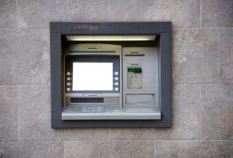 Quels sont les frais de découvert de toutes les banques et comment les diminuer ?